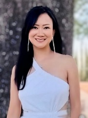 Agent Profile Image for Stephanie Ha Nguyen : 01873916