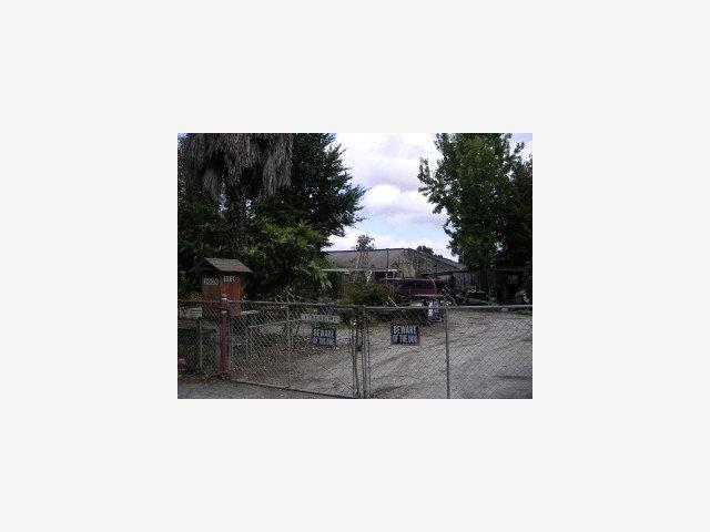1039 GARDEN Street, EAST PALO ALTO, California 94303, ,Lots And Land,For Sale,GARDEN Street,40966666