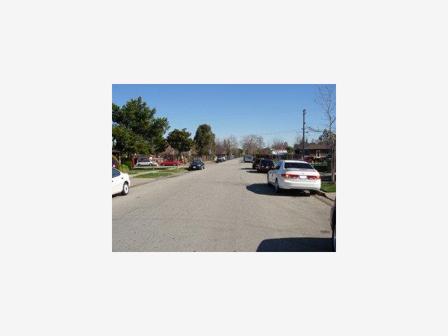 3494 HOOVER Street, REDWOOD CITY, California 94063, ,Lots And Land,For Sale,HOOVER Street,40966736