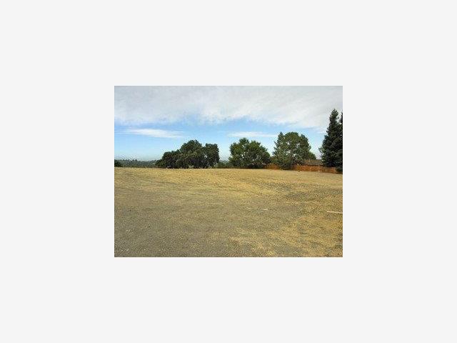 LA LOMA Drive, LOS ALTOS HILLS, California 94022, ,Lots And Land,For Sale,LA LOMA Drive,40966827