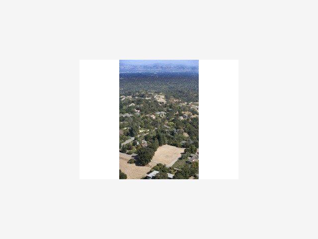 LA LOMA Drive, LOS ALTOS HILLS, California 94022, ,Lots And Land,For Sale,LA LOMA Drive,40966827