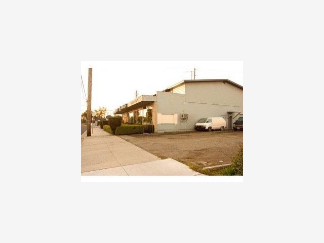 955 LINCOLN Avenue, SAN JOSE, California 95126, ,Lots And Land,For Sale,LINCOLN Avenue,40966802