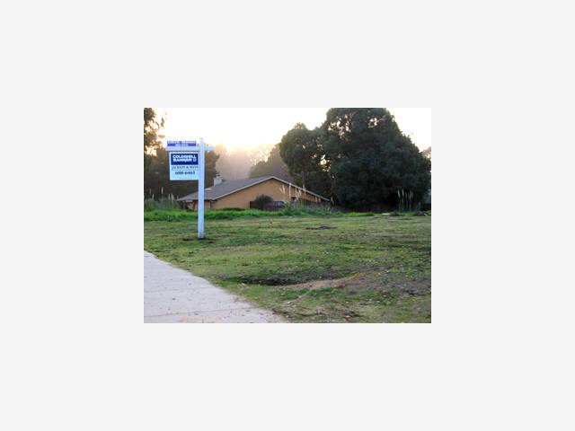 0 Dolphin Drive, OTHER - SEE REMARKS, California 95003, ,Lots And Land,For Sale,Dolphin Drive,40967151