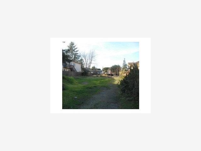 950 MIDDLE Avenue, MENLO PARK, California 94025, ,Lots And Land,For Sale,MIDDLE Avenue,40966628
