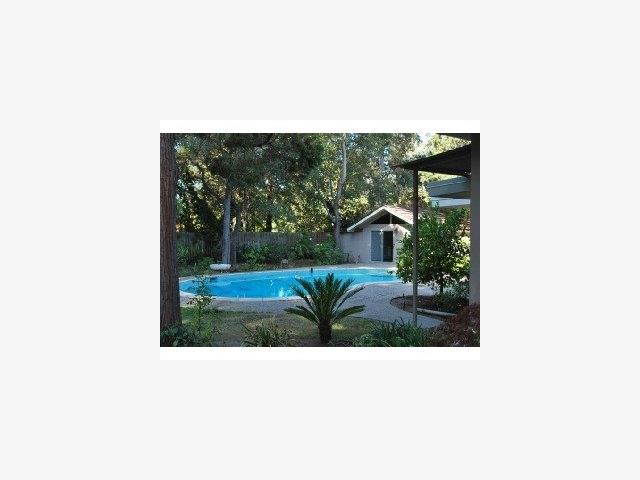 82 LLOYDEN Drive, ATHERTON, California 94027, ,Lots And Land,For Sale,LLOYDEN Drive,40966648
