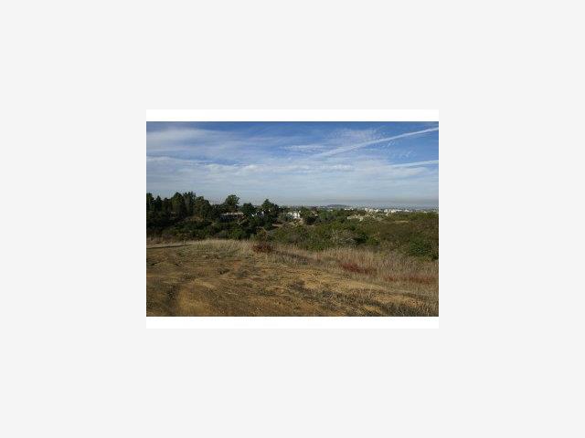 0 Brooke Court, HILLSBOROUGH, California 94010, ,Lots And Land,For Sale,Brooke Court,40966595