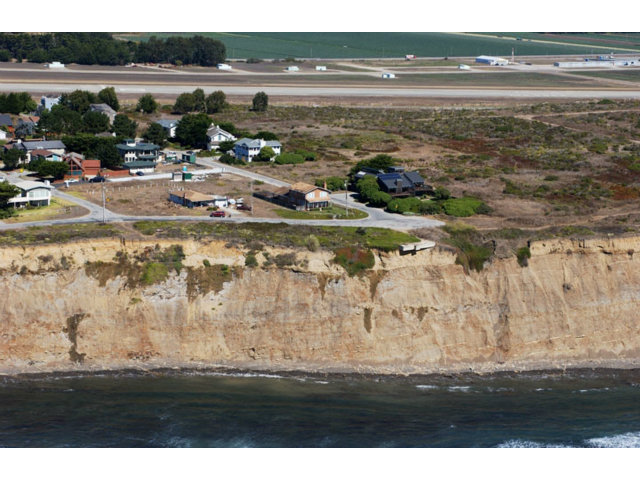 0 Bernal Avenue, MOSS BEACH, California 94038, ,Lots And Land,For Sale,Bernal Avenue,40966555