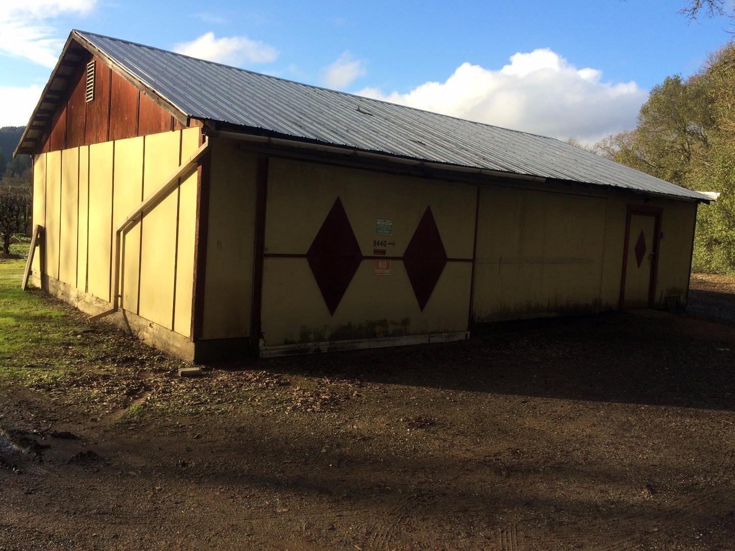 9440 West Road, REDWOOD VALLEY, California 95470, ,Lots And Land,For Sale,West Road,40966399
