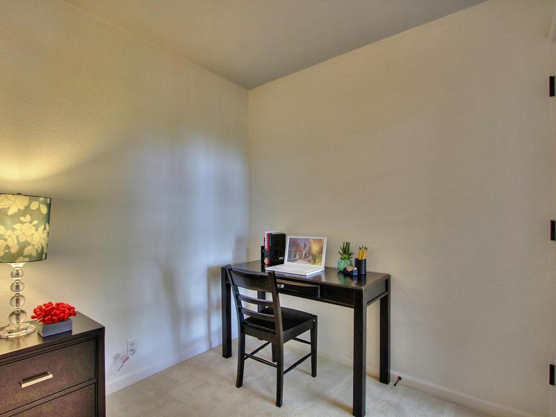 615 Handley Trail Redwood City Ca 94062 1 498 000 Www