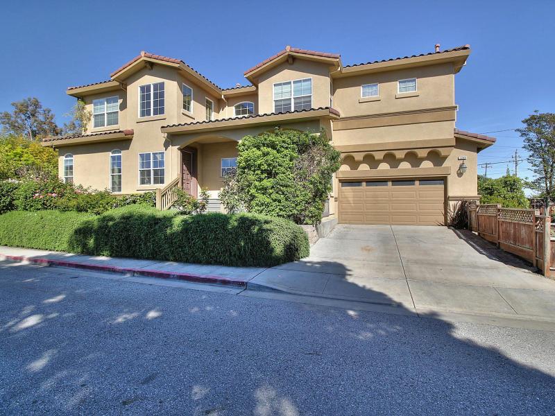 1269 Runnymede Street, East Palo Alto, CA 94303 East Palo Alto, CA