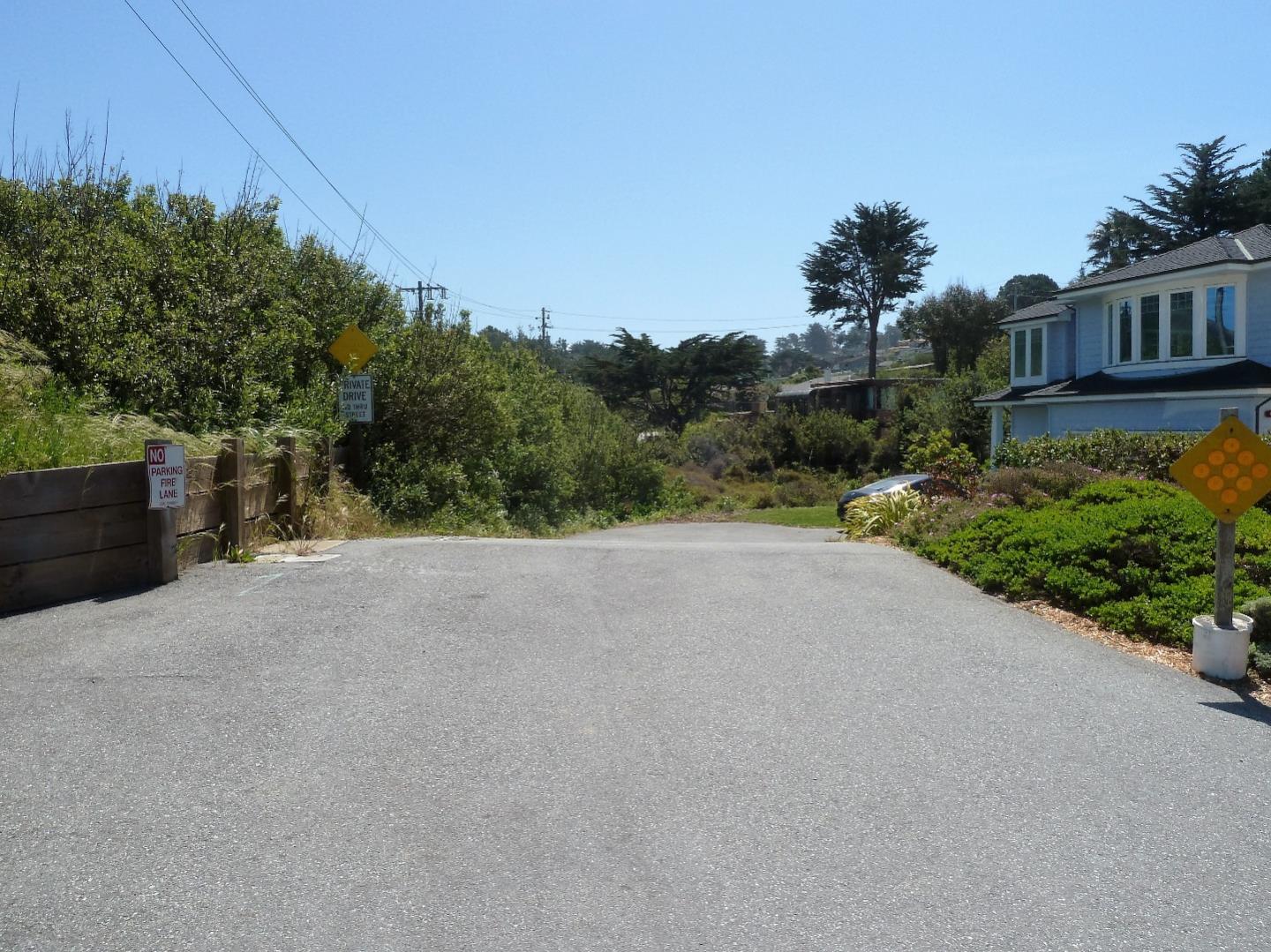 00 1st Street, MONTARA, California 94037, ,Lots And Land,For Sale,1st Street,40966388