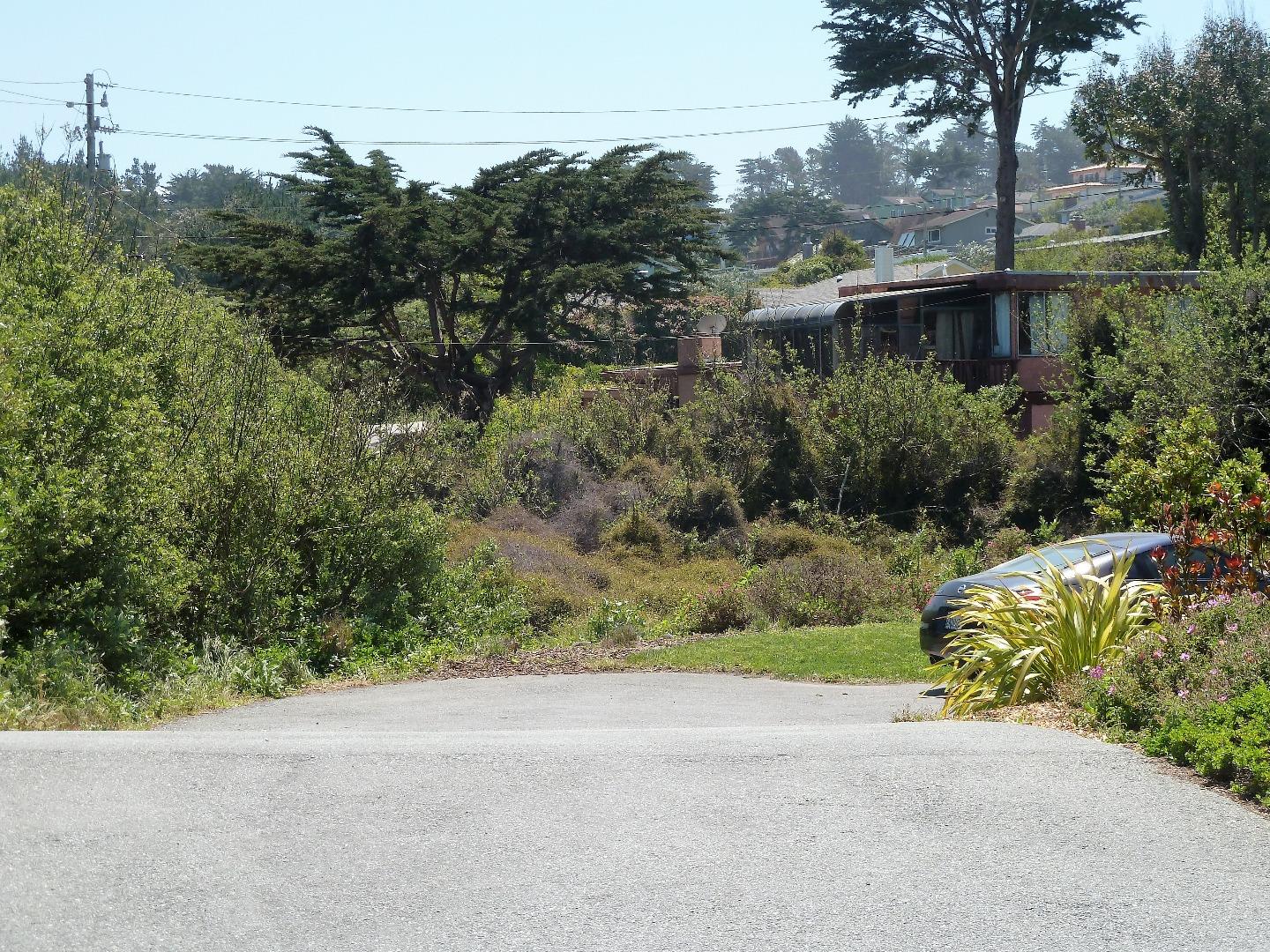 00 1st Street, MONTARA, California 94037, ,Lots And Land,For Sale,1st Street,40966388