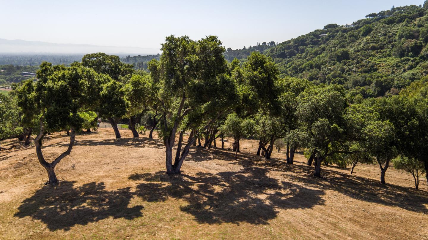 25400 La Loma Drive, LOS ALTOS HILLS, California 94022, ,Lots And Land,For Sale,La Loma Drive,40966329