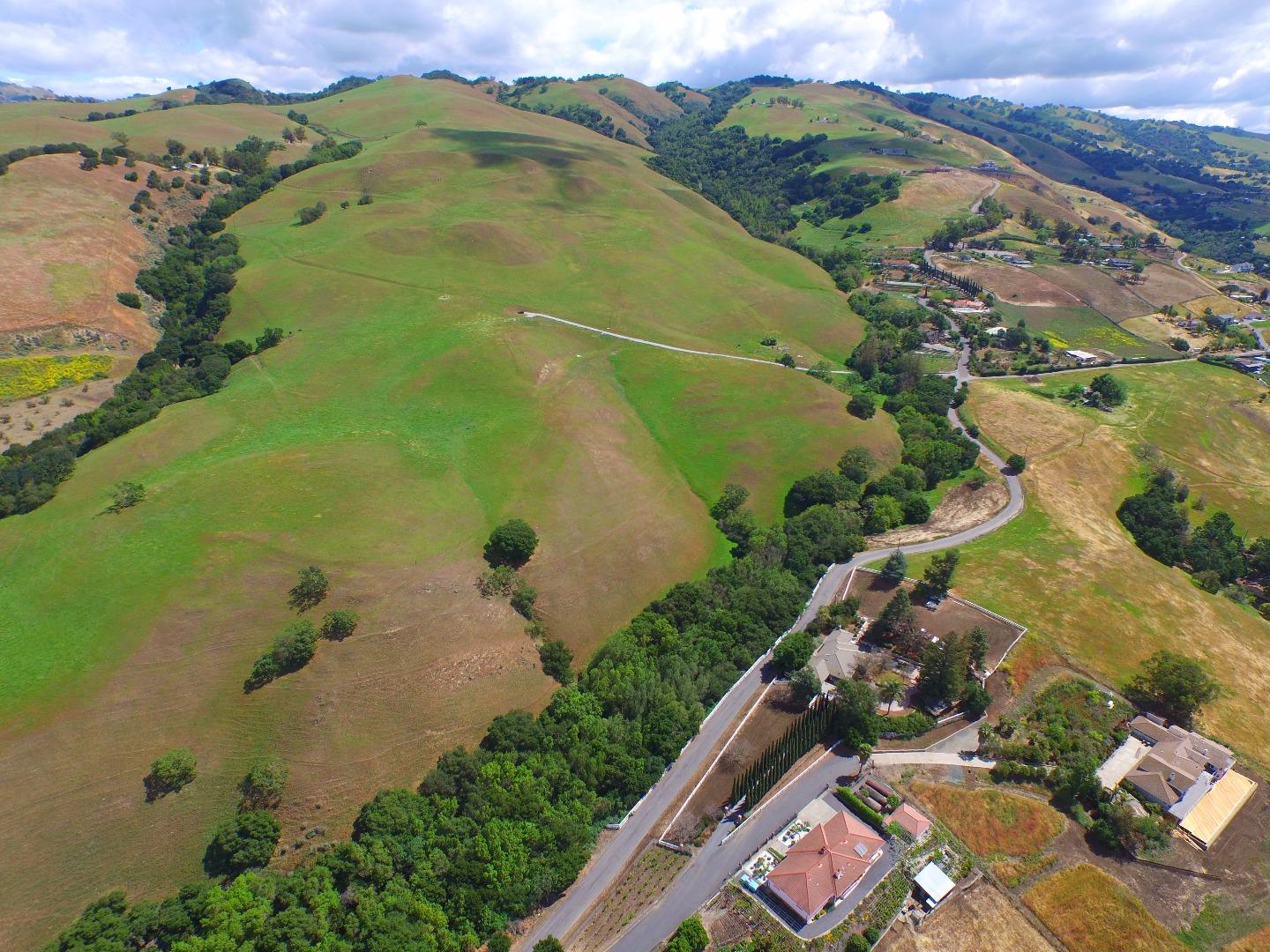 0 Higuera, SAN JOSE, California 95148, ,Lots And Land,For Sale,Higuera,40966368