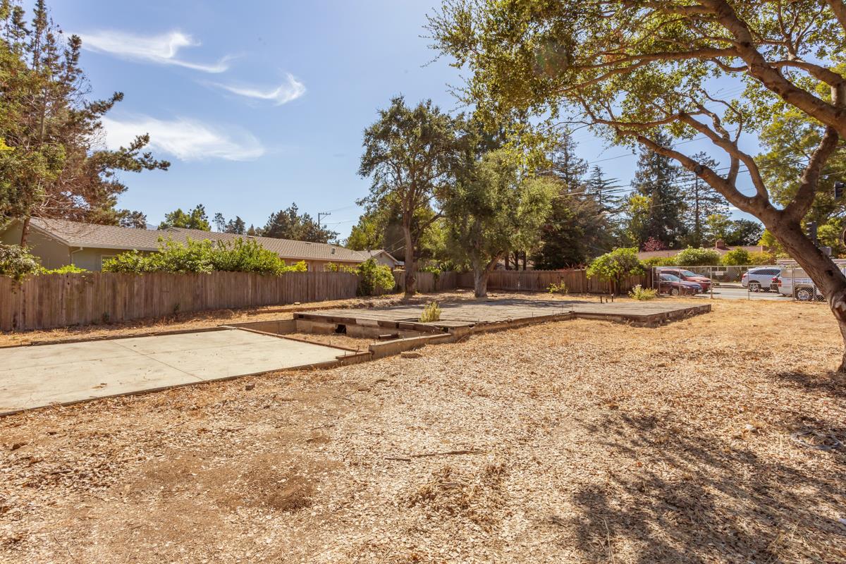 300 Cuesta Drive, LOS ALTOS, California 94024, ,Lots And Land,For Sale,Cuesta Drive,40967308
