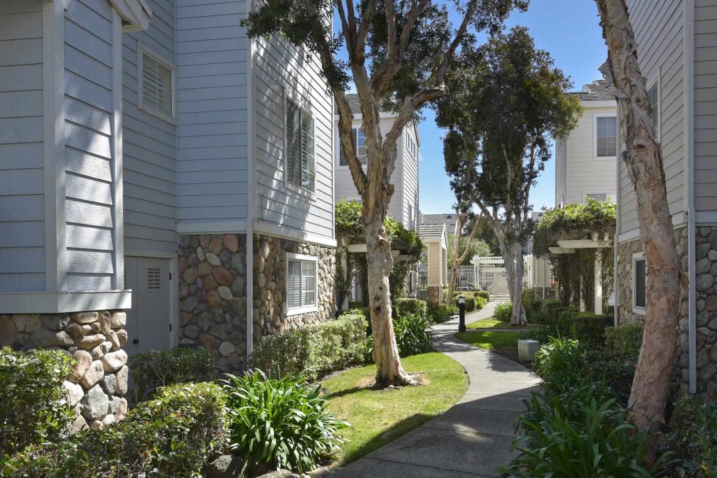 3 Batten Lane Redwood Shores Ca 94065 925 000 Www