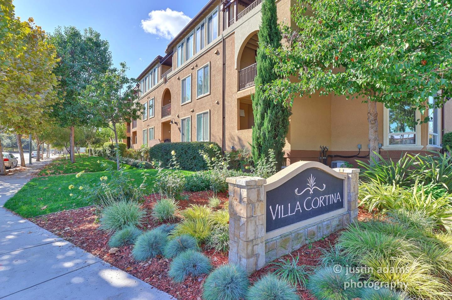 801 S. Winchester Blvd 3203, San Jose, CA 95128 2 Beds 2 Baths
