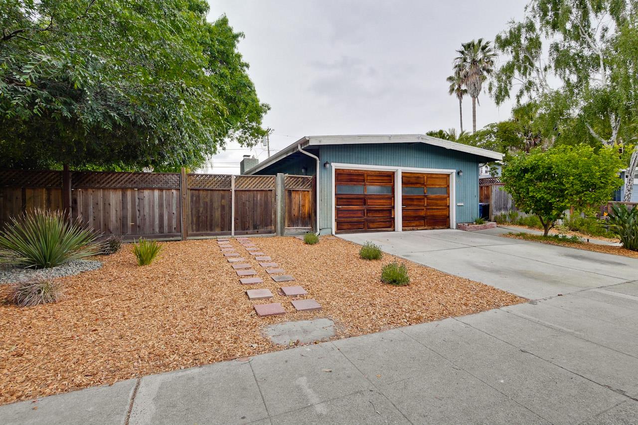 671 Meadow Drive, PALO ALTO, California 94306, ,Lots And Land,For Sale,Meadow Drive,40967322
