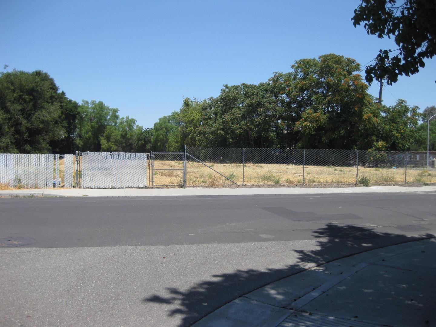 917 Warburton Avenue, SANTA CLARA, California 95050, ,Lots And Land,For Sale,Warburton Avenue,40967324