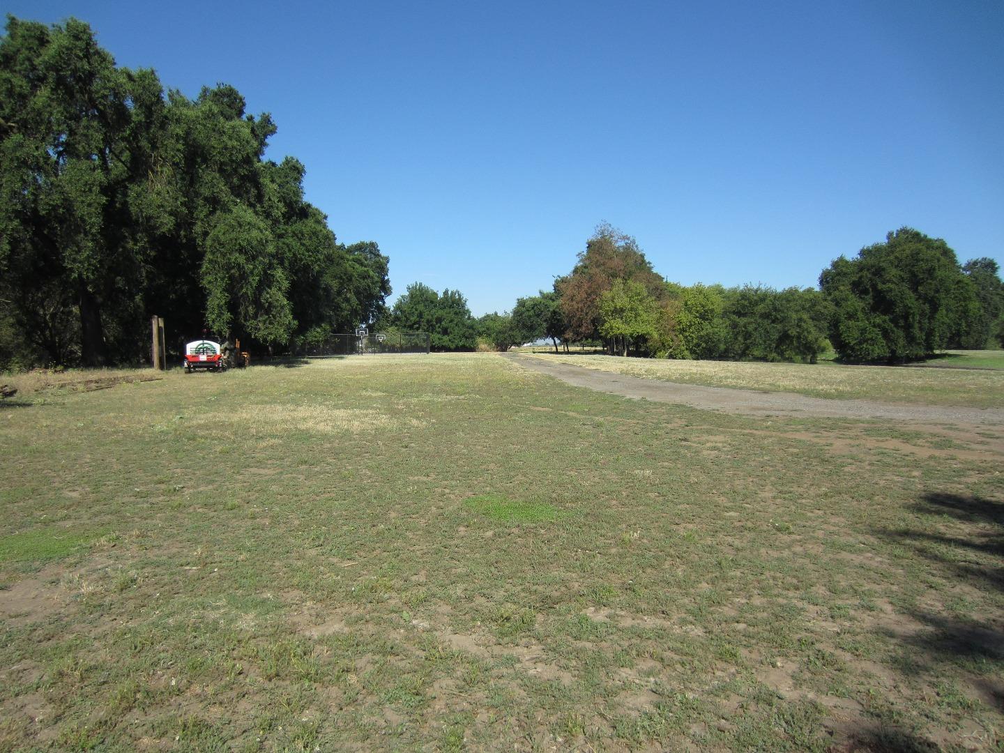 30988 Garden Avenue, MANTECA, California 95337, ,Lots And Land,For Sale,Garden Avenue,40967332