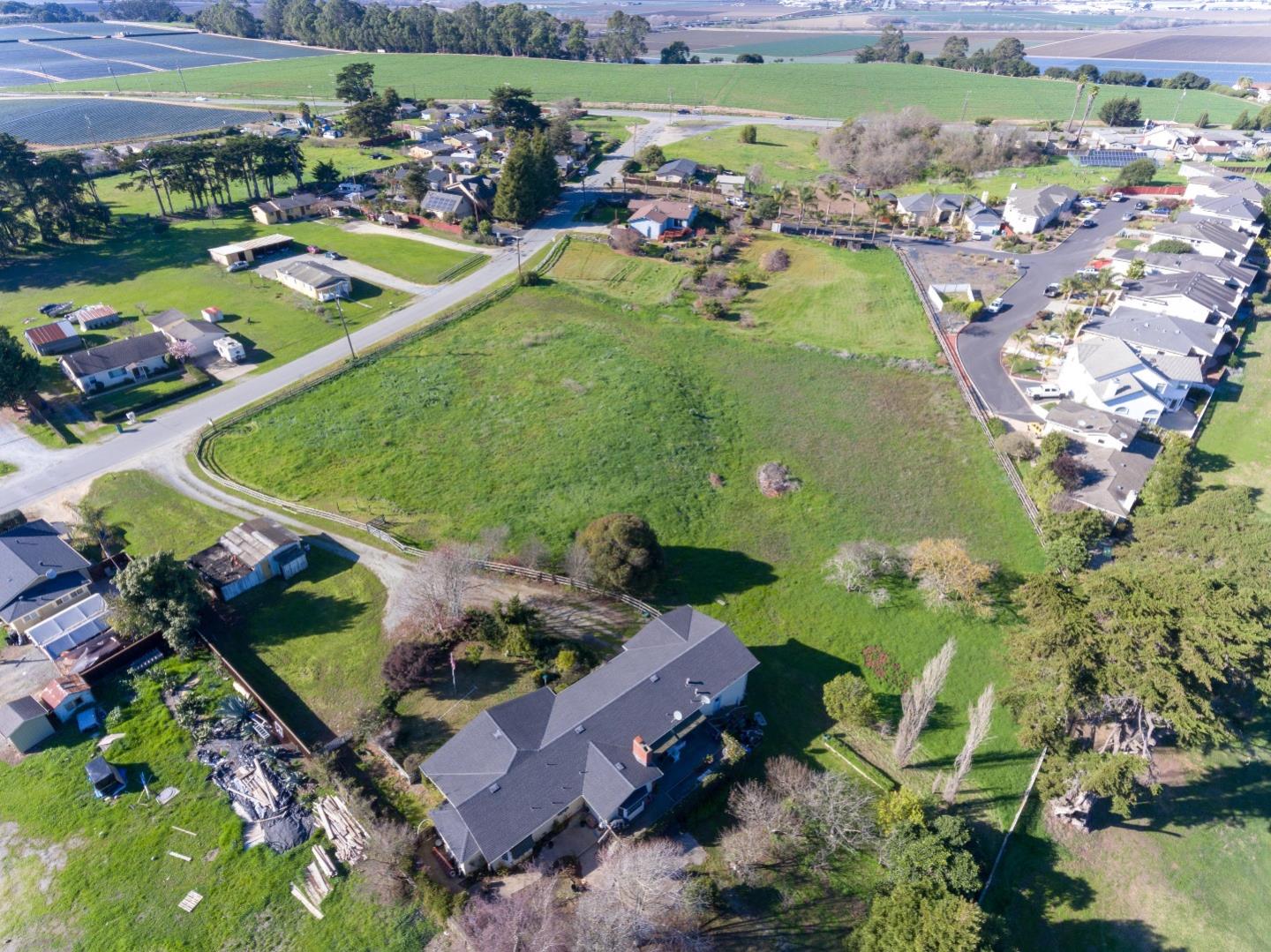 53 Hillcrest Rd, Royal Oaks, CA 95076 3 Beds 2 Baths (Contingent