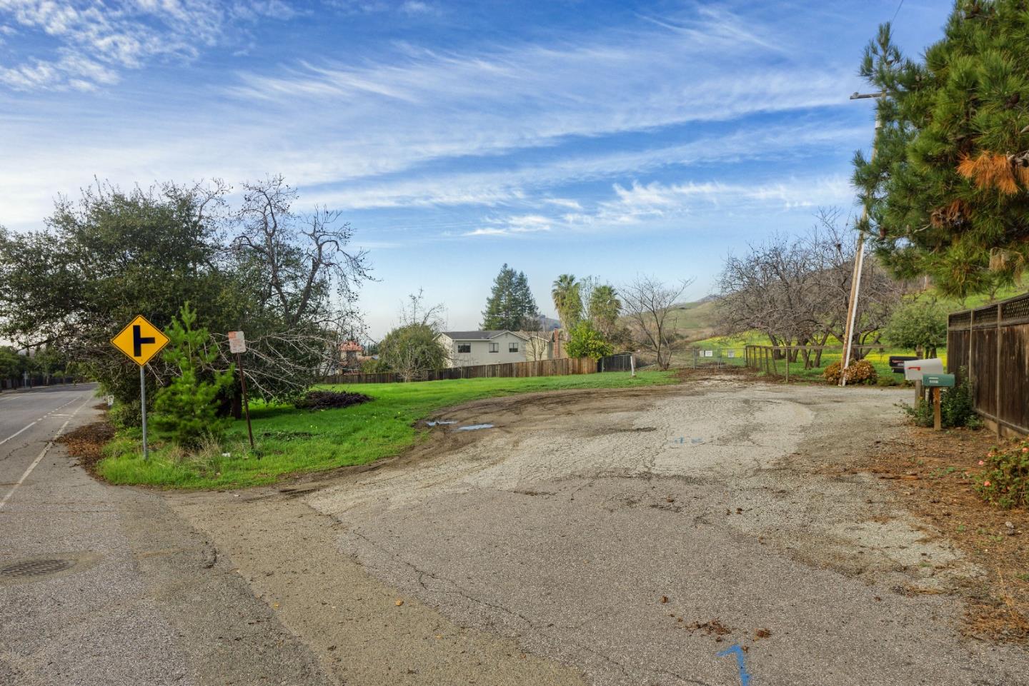 250 Piedmont Road, MILPITAS, California 95035, ,Lots And Land,For Sale,Piedmont Road,40967344