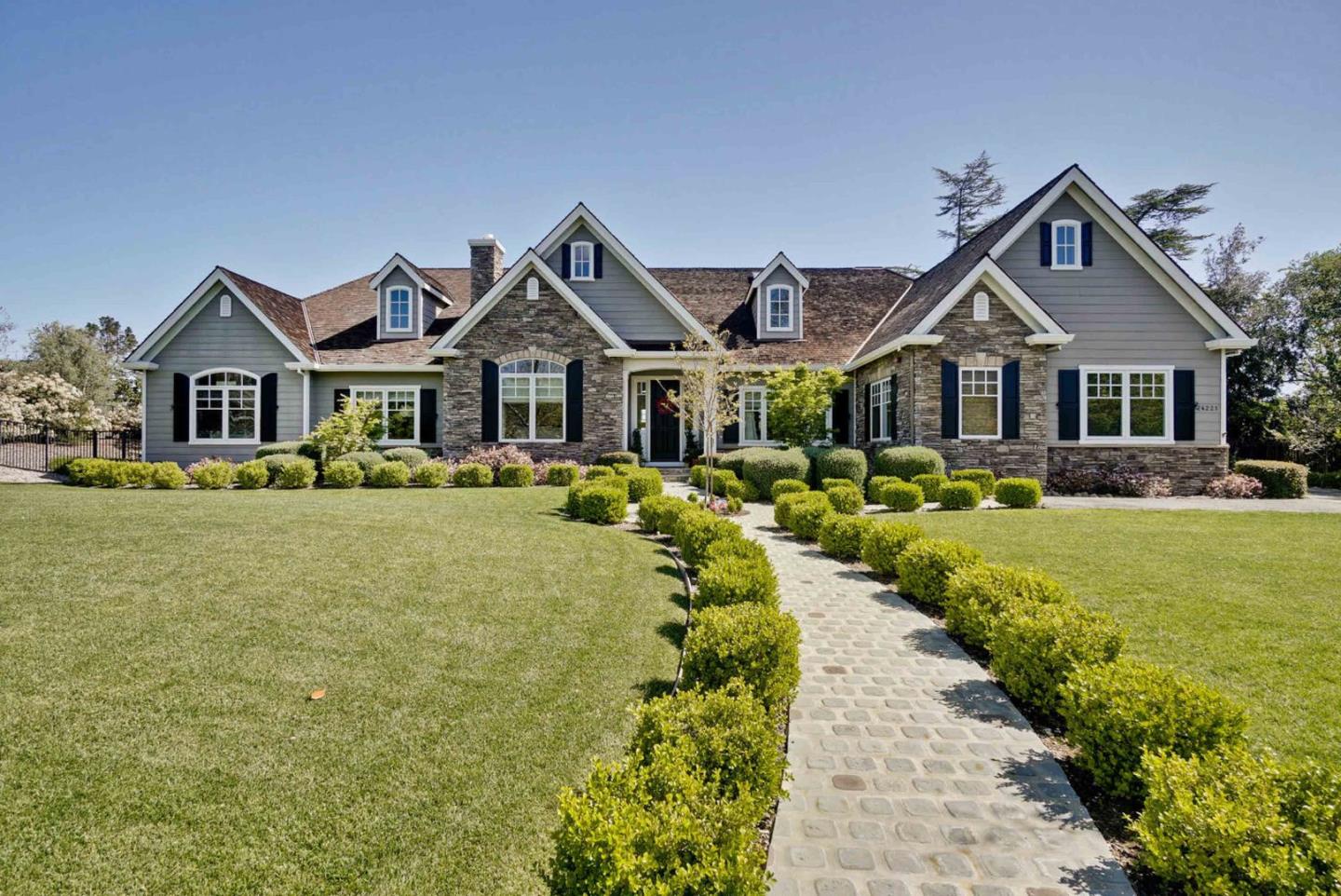 24221 Hillview Rd, Los Altos Hills, CA 94024 5 Beds 4/1 Baths (Sold