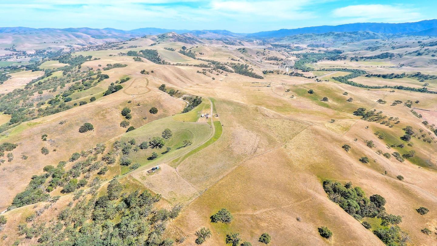 0 Southside Road, HOLLISTER, California 95023, ,Lots And Land,For Sale,Southside Road,40967348