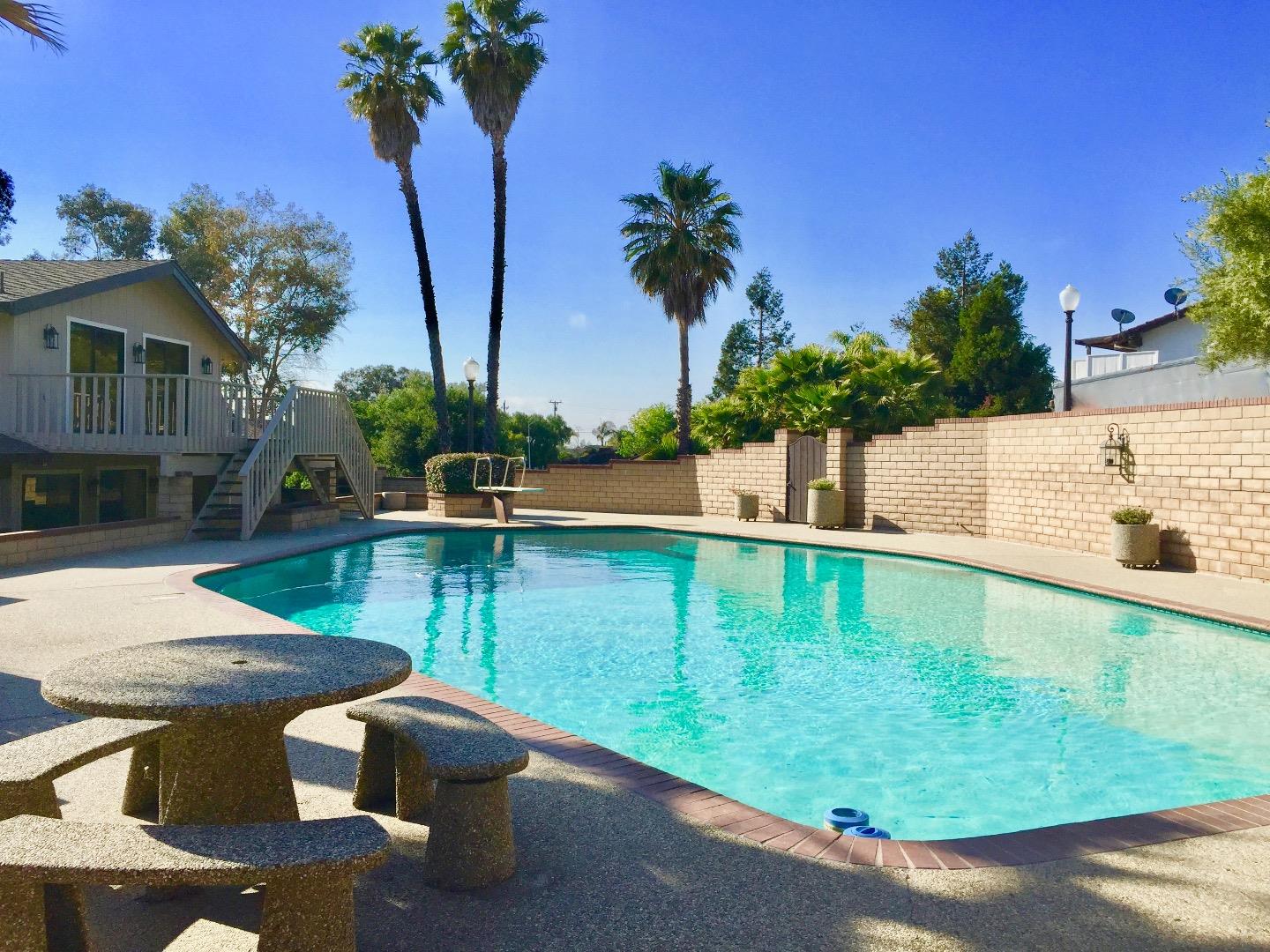 58 Beverly Dr, Hollister, CA 95023 3 Beds 4 Baths (Canceled