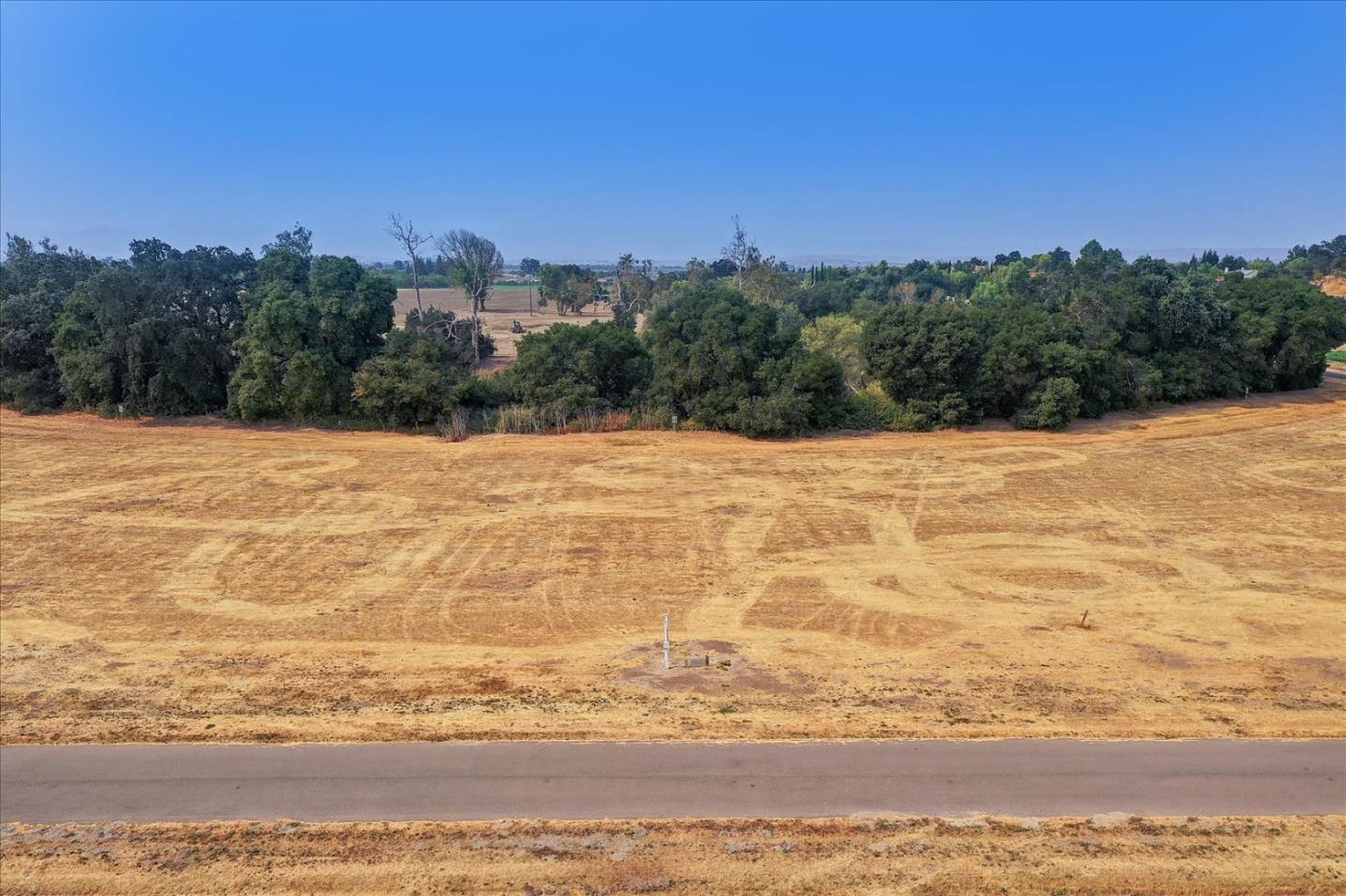 235 Pacheco Creek Lane, HOLLISTER, California 95023, ,Lots And Land,For Sale,Pacheco Creek Lane,40964066