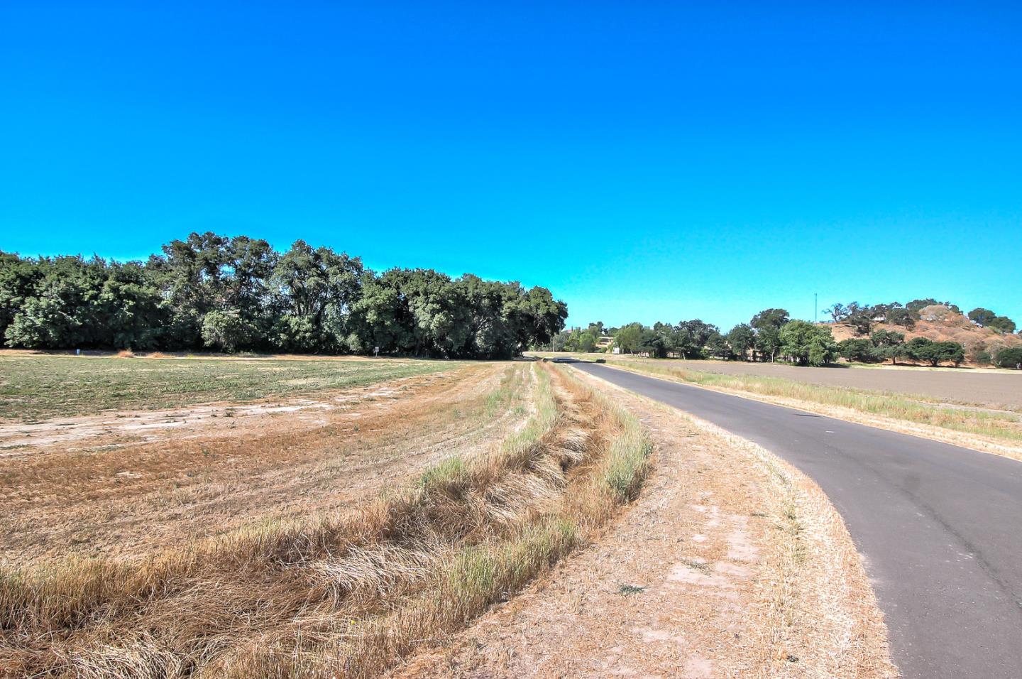 235 Pacheco Creek Lane, HOLLISTER, California 95023, ,Lots And Land,For Sale,Pacheco Creek Lane,40964066