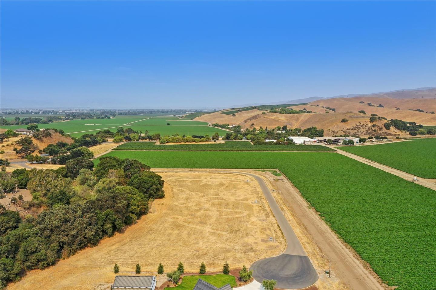 271 Pacheco Creek Lane, HOLLISTER, California 95023, ,Lots And Land,For Sale,Pacheco Creek Lane,40965656