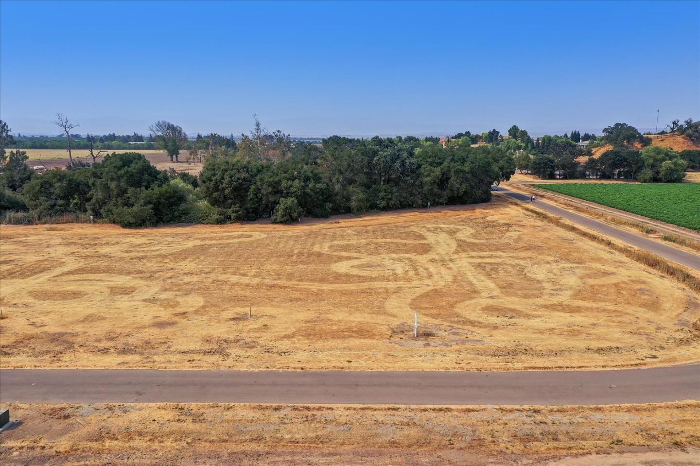 307 Pacheco Creek Lane, HOLLISTER, California 95023, ,Lots And Land,For Sale,Pacheco Creek Lane,40965657