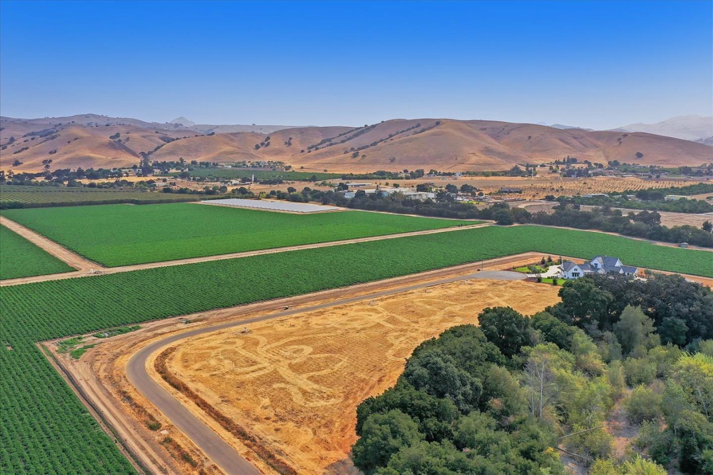 307 Pacheco Creek Lane, HOLLISTER, California 95023, ,Lots And Land,For Sale,Pacheco Creek Lane,40965657