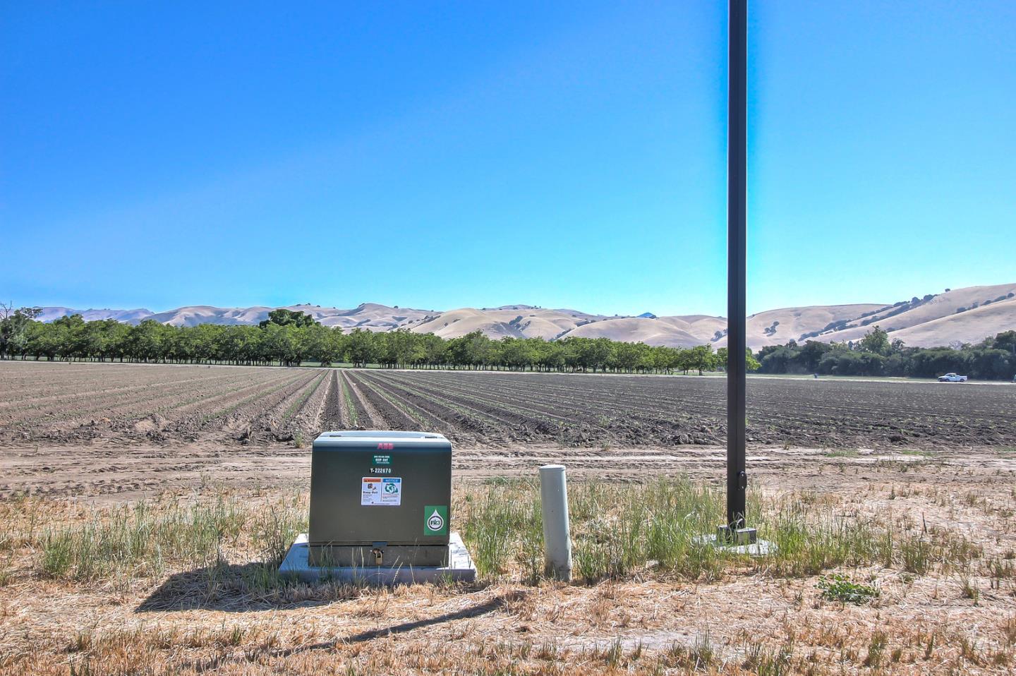 307 Pacheco Creek Lane, HOLLISTER, California 95023, ,Lots And Land,For Sale,Pacheco Creek Lane,40965657