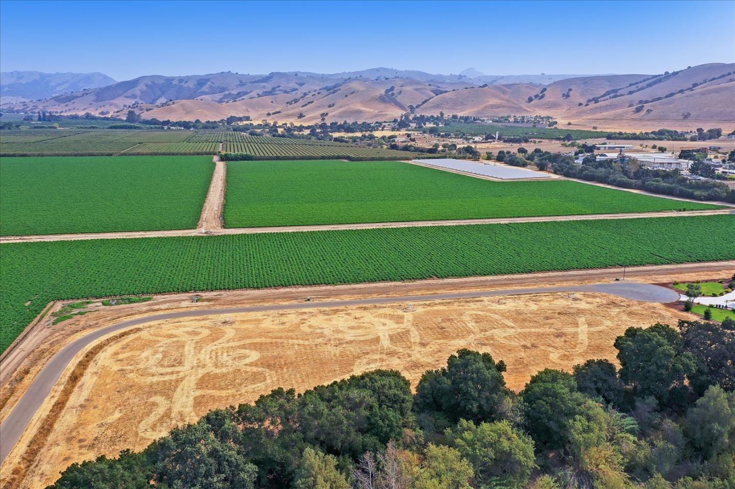 307 Pacheco Creek Lane, HOLLISTER, California 95023, ,Lots And Land,For Sale,Pacheco Creek Lane,40965657