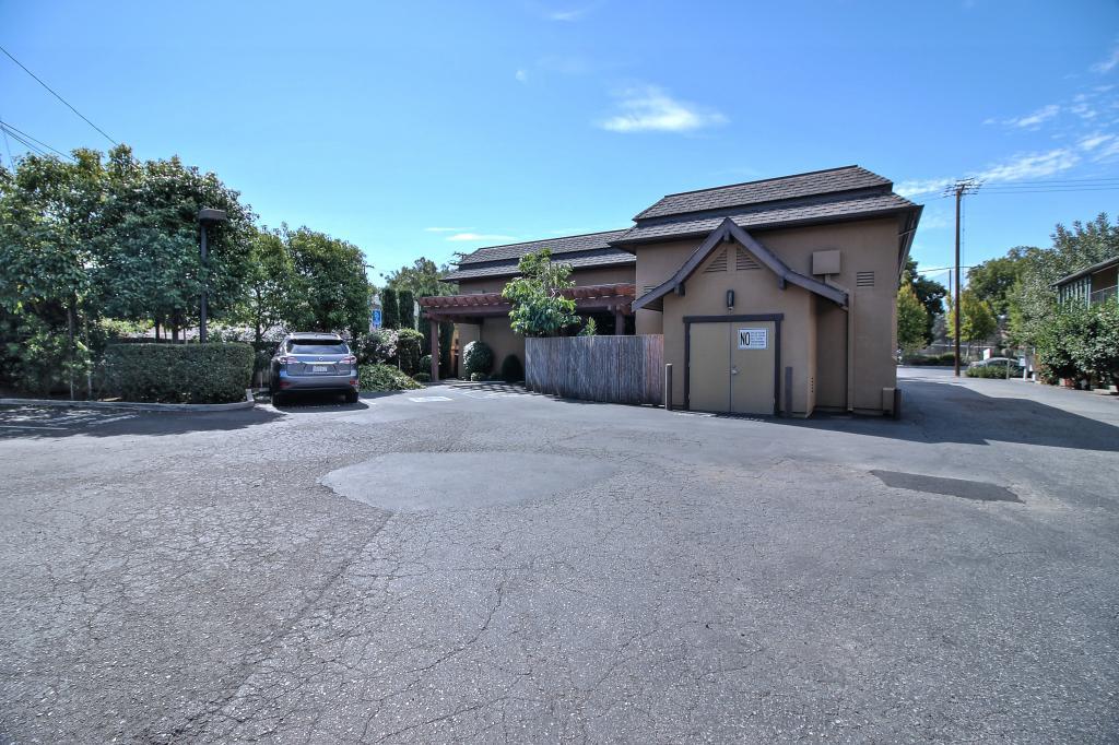 351 Saratoga Avenue, SANTA CLARA, California 95050, ,Comm Industrial For Sale,For Sale,Saratoga Avenue,40964468