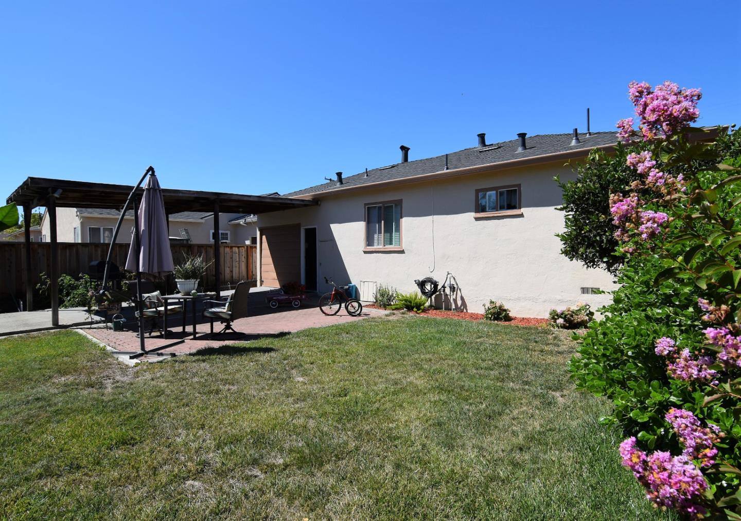920 Chenault Way Hayward Ca 94541 479 000 Www Sandieremus Com