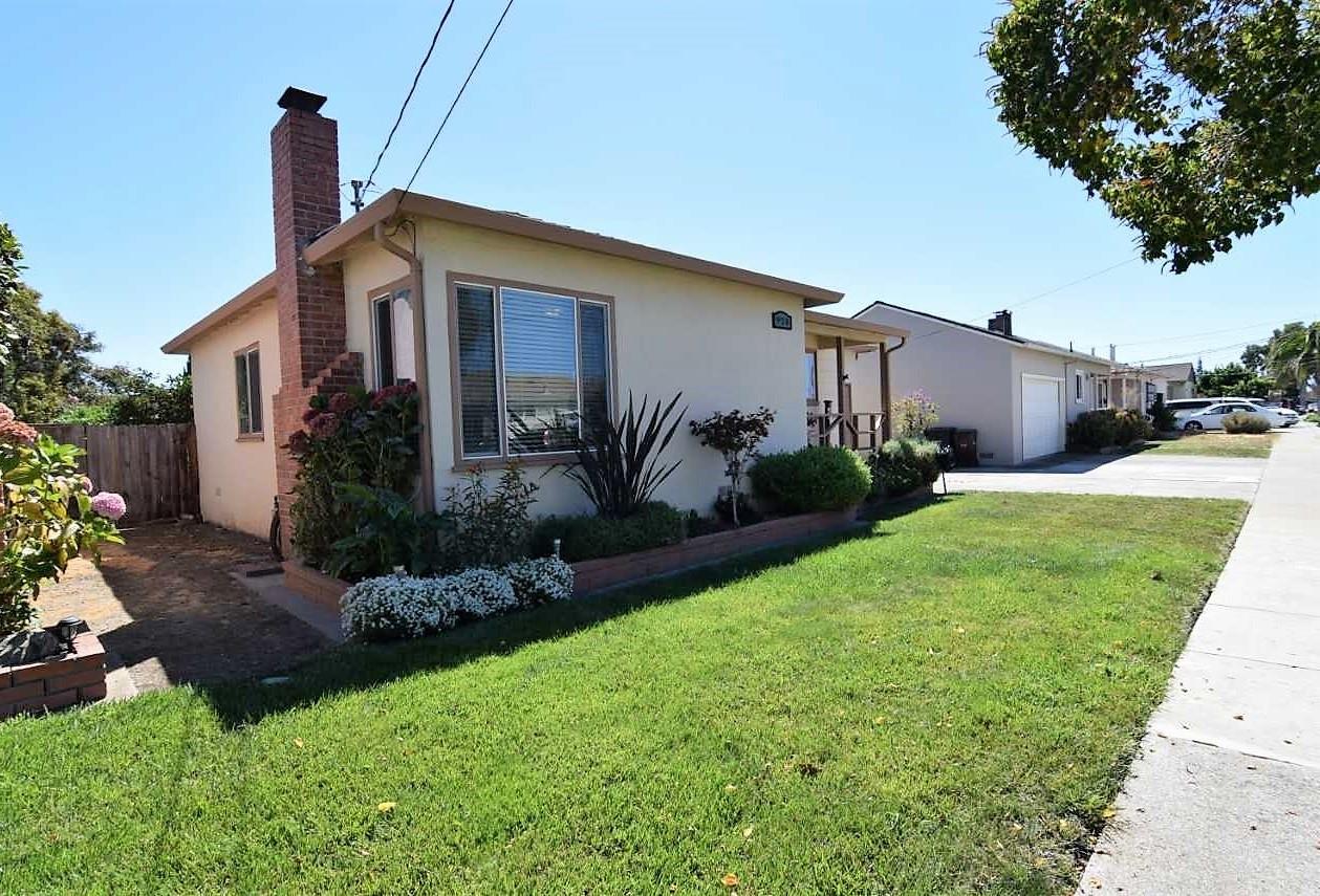 920 Chenault Way Hayward Ca 94541 479 000 Www Sandieremus Com