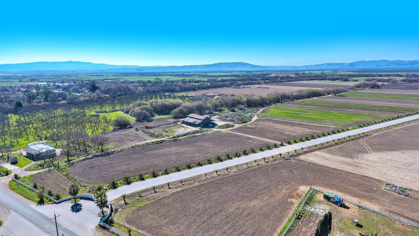 7968 Lovers Lane, HOLLISTER, California 95023, ,Lots And Land,For Sale,Lovers Lane,40967356