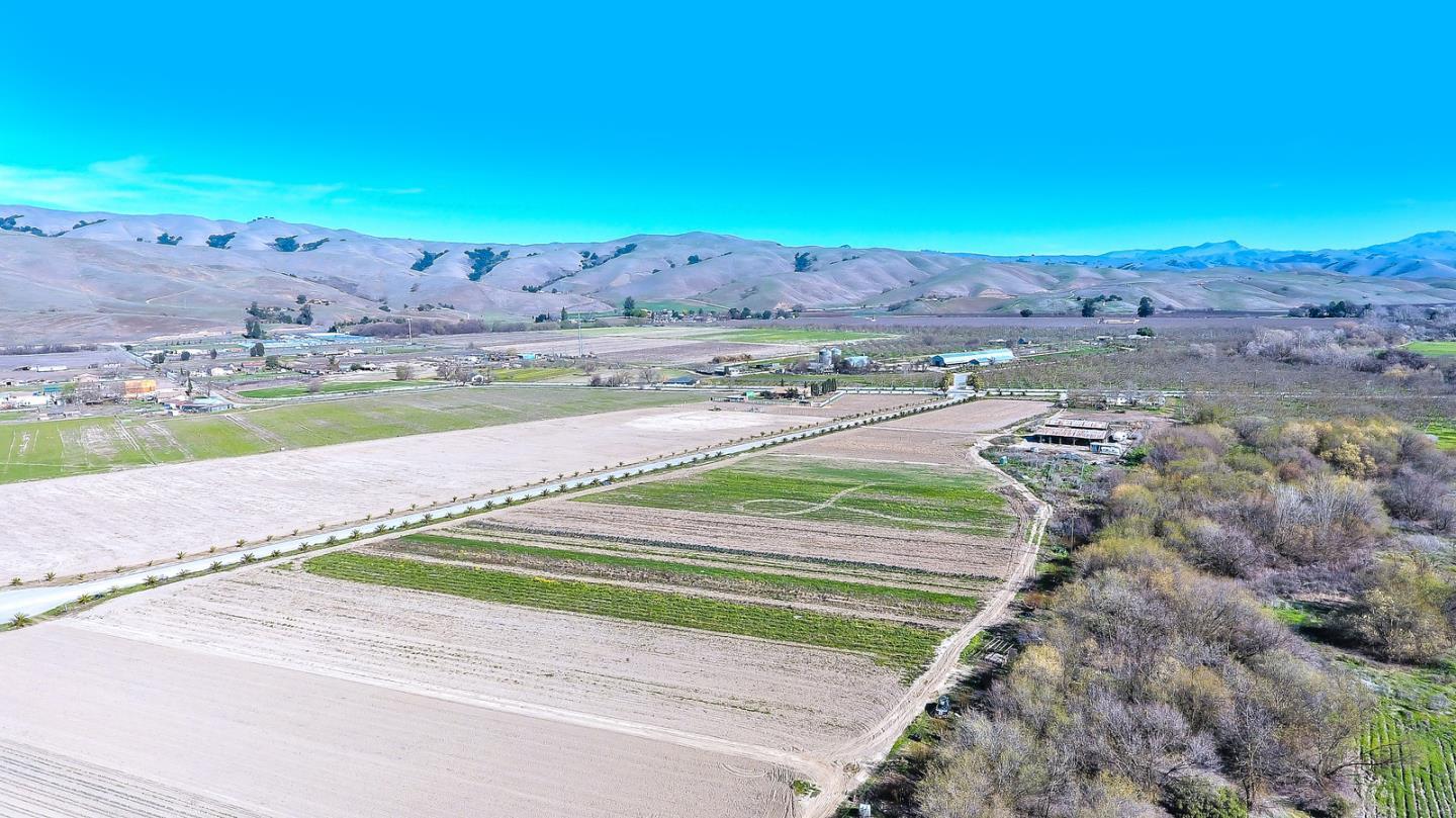 7968 Lovers Lane, HOLLISTER, California 95023, ,Lots And Land,For Sale,Lovers Lane,40967356
