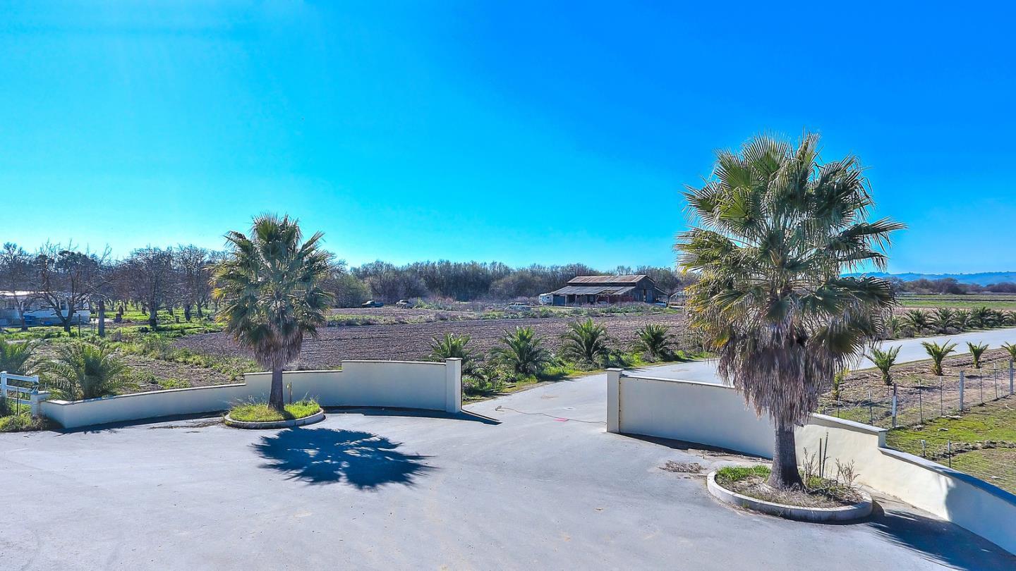 7968 Lovers Lane, HOLLISTER, California 95023, ,Lots And Land,For Sale,Lovers Lane,40967356