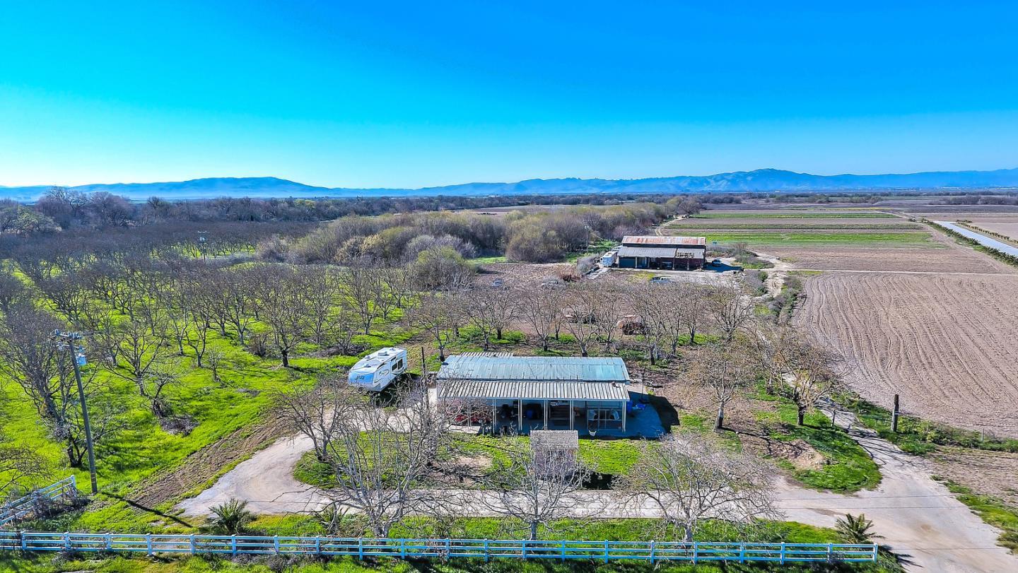7968 Lovers Lane, HOLLISTER, California 95023, ,Lots And Land,For Sale,Lovers Lane,40967356