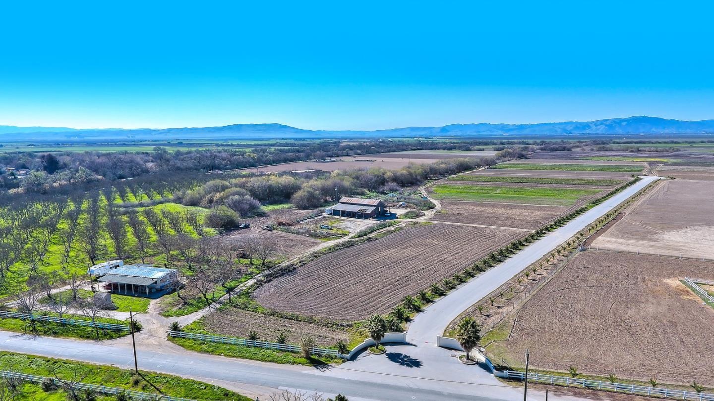 7968 Lovers Lane, HOLLISTER, California 95023, ,Lots And Land,For Sale,Lovers Lane,40967356