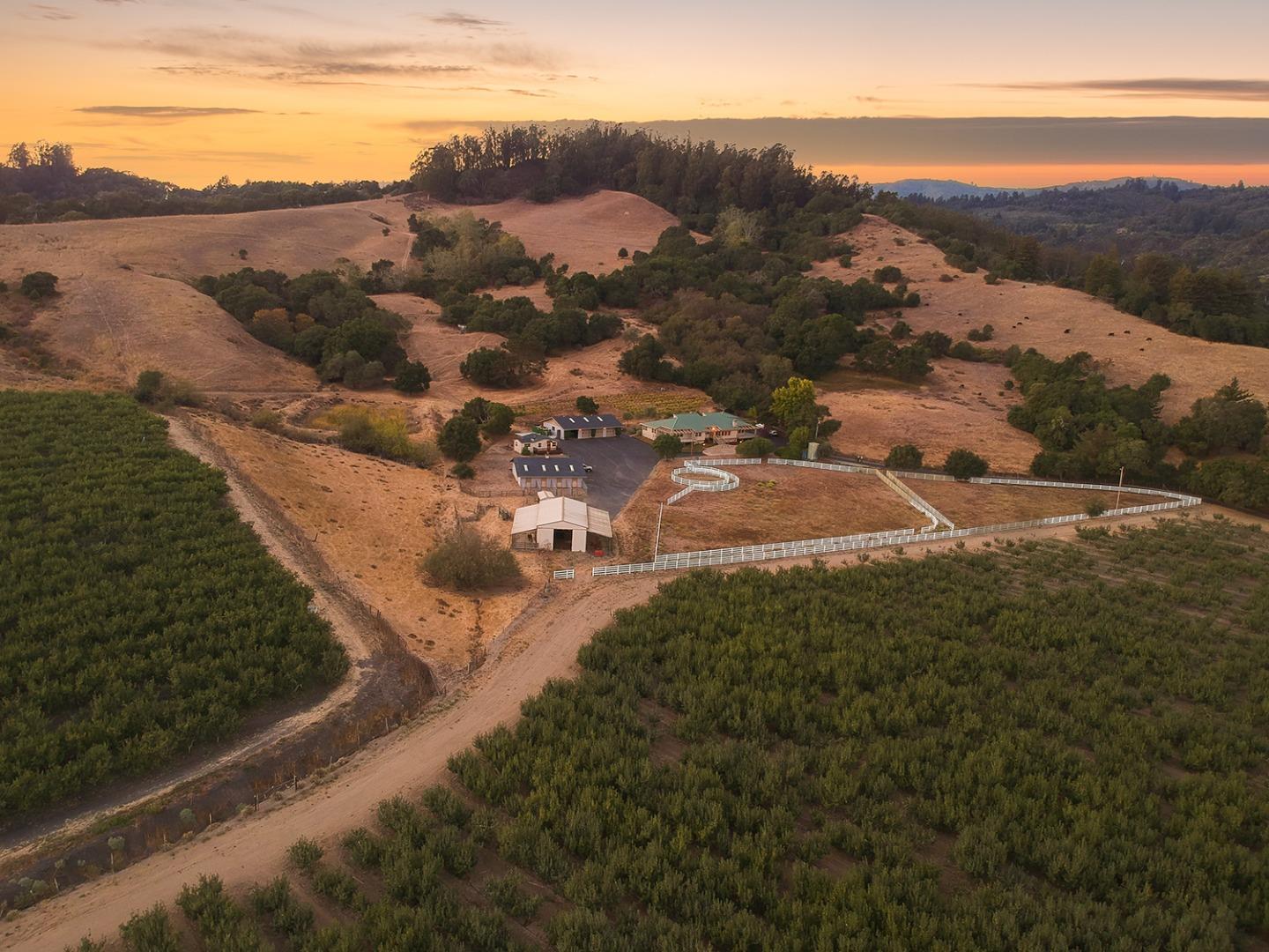 1483 Green Valley RD, Watsonville, CA 95076 Sotheby's International Realty, Inc.