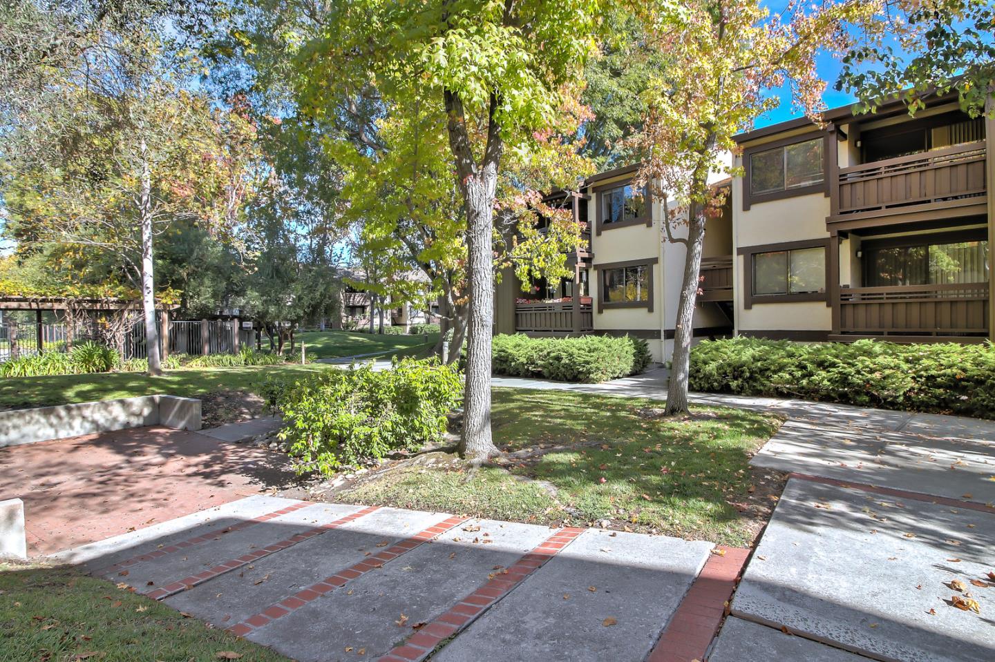 765 San Antonio Rd #37, Palo Alto, CA 94303 - 2 Beds | 2 Baths (Sold