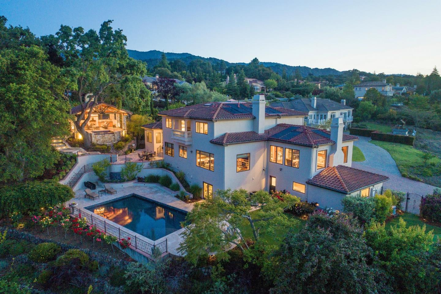 24040 Oak Knoll Cir, Los Altos Hills, CA 94022 5 Beds 5/1 Baths