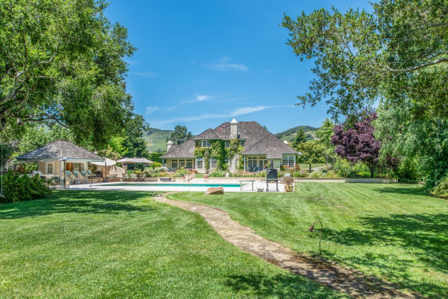 8722 Carmel Valley RD, Carmel, CA 93923 Sotheby's International Realty, Inc.