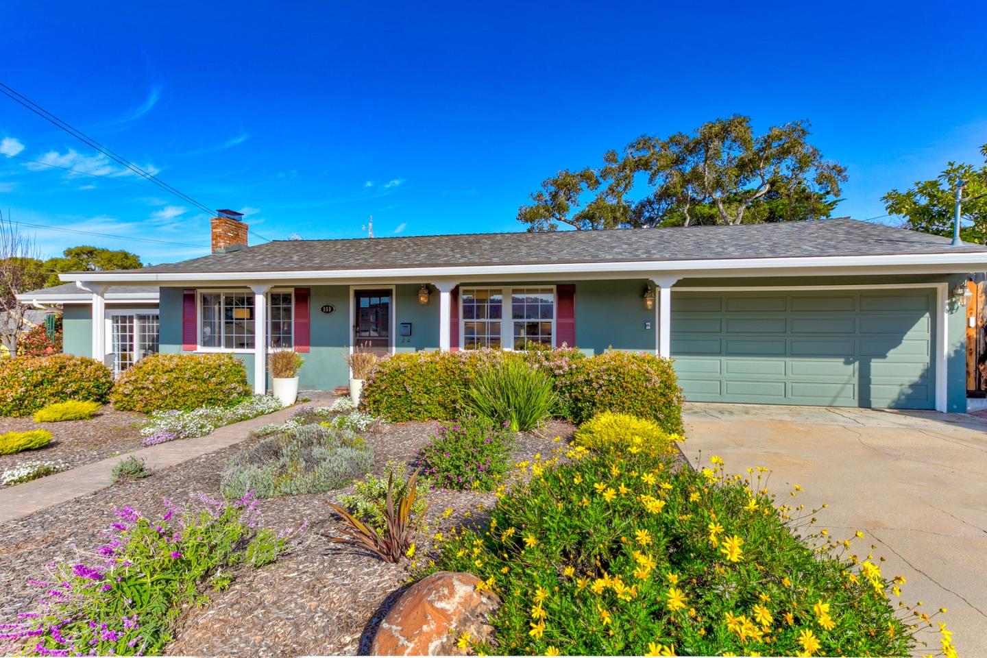 959 Portola Dr, Del Rey Oaks, CA 93940 3 Beds 2 Baths (Sold