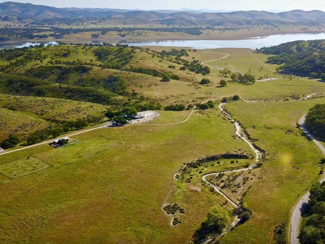 73550 Pleyto Cemetary RD, Bradley, CA 93426 Sotheby's International